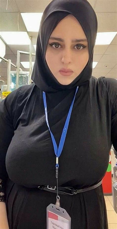 hot muslim girl nude|Hijab girls are desperate to get naked for the sake of their